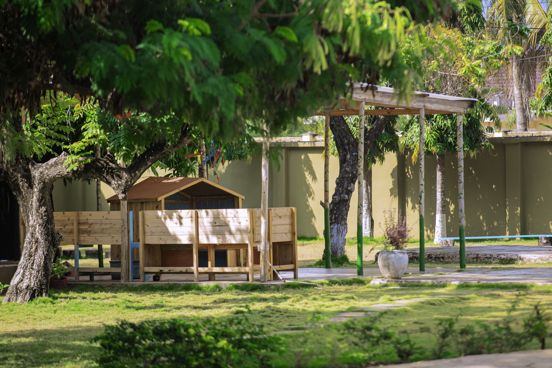 Evermont's calm and natural outdoor school environment